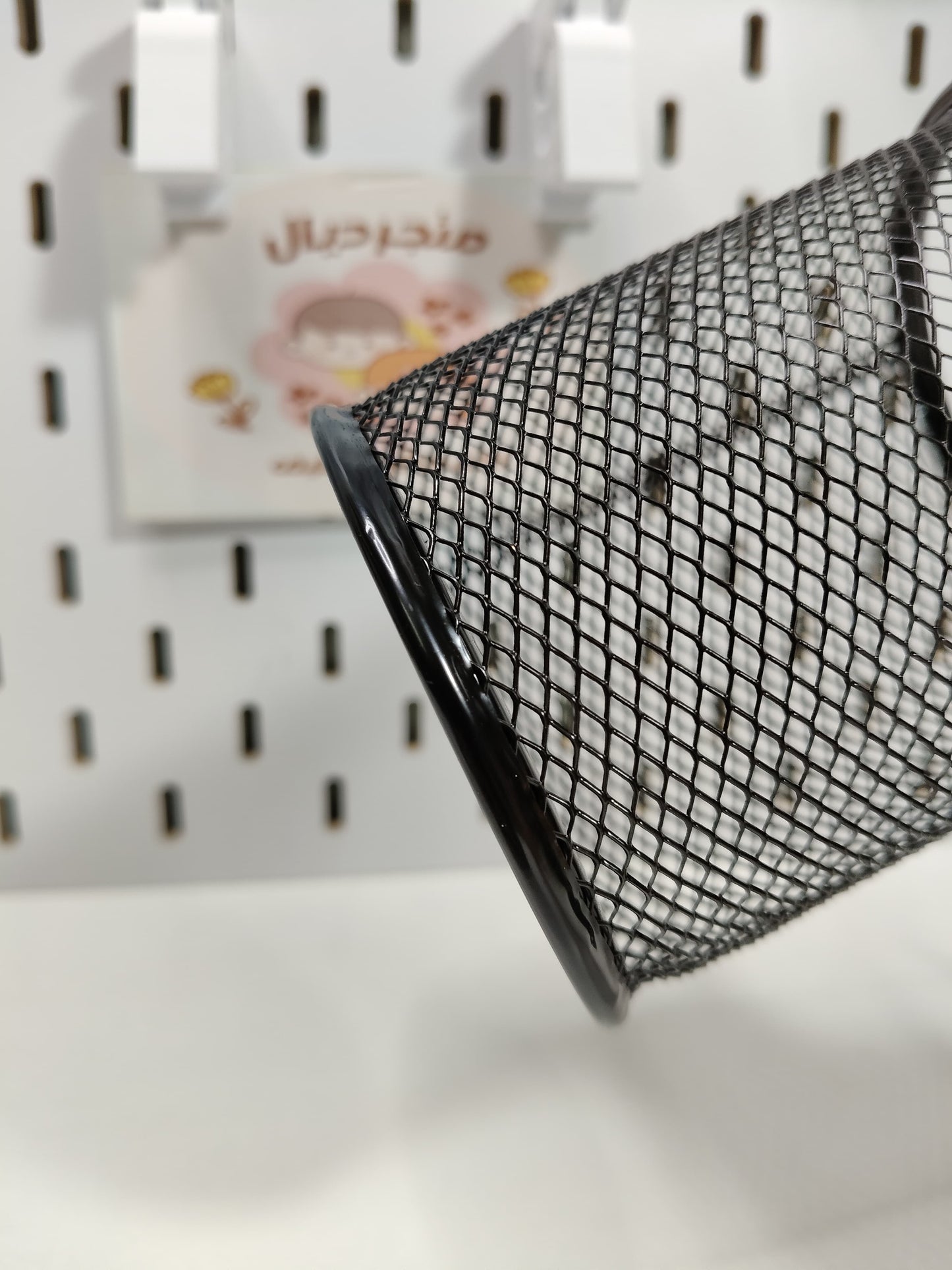 مقلمة معدن دائرية اسود